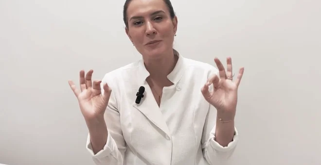 Dra. Fernanda Cavallieri na aula de boas-vindas